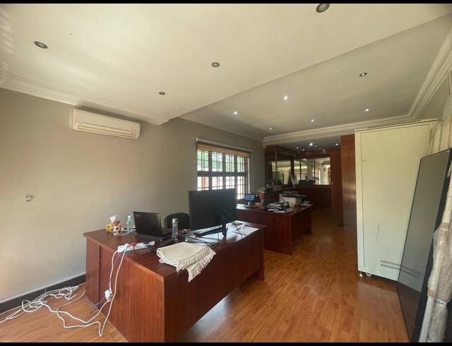 1,487M² BUSINESS CENTRE FOR SALE IN ERASMIA